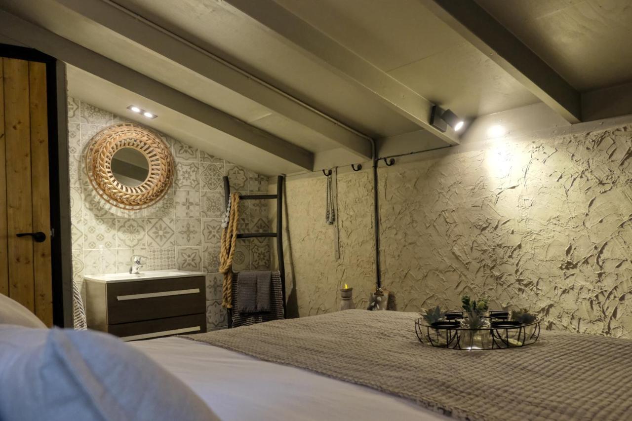 Lodge In Een Bosrijke Omgeving Met Hottub & Sauna Opt Rheezerveen Zewnętrze zdjęcie